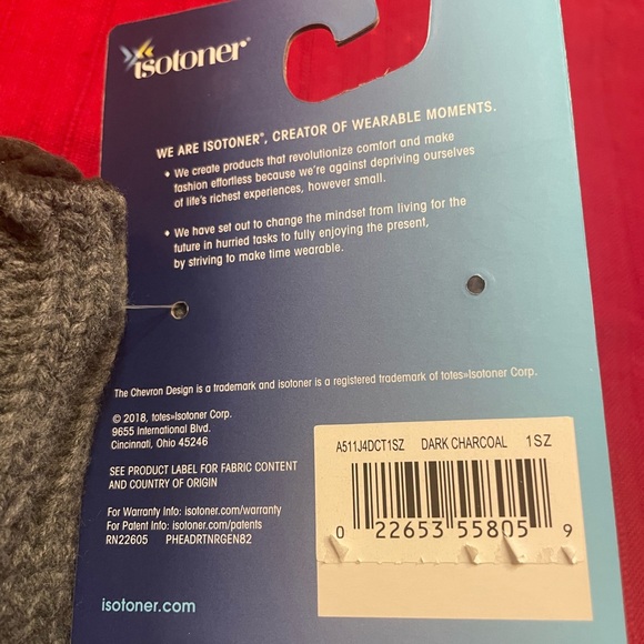 Isotoner Gray Knit Mittens - Picture 3 of 5